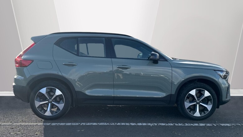 Volvo XC40 2.0 B3P Plus Dark 5dr Auto Petrol Estate